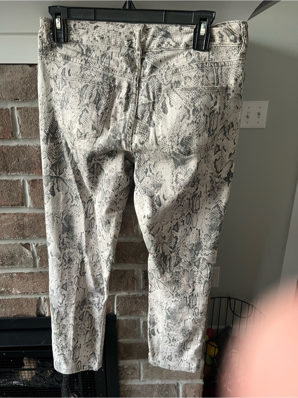 The Limited Beige & Black Snake-Print Slim Jeans - Picture 3 of 4